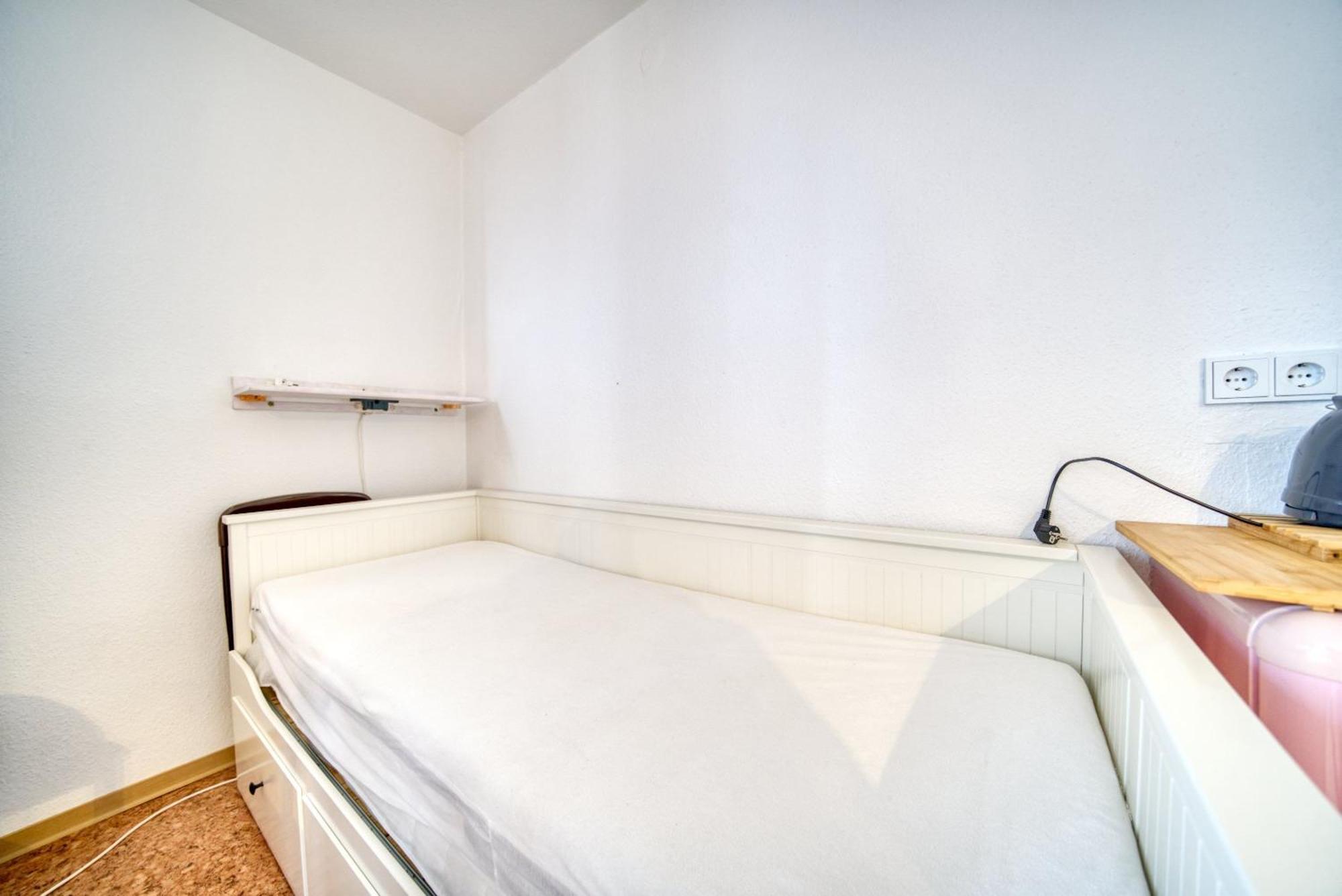 - Haus C, App 0c0512